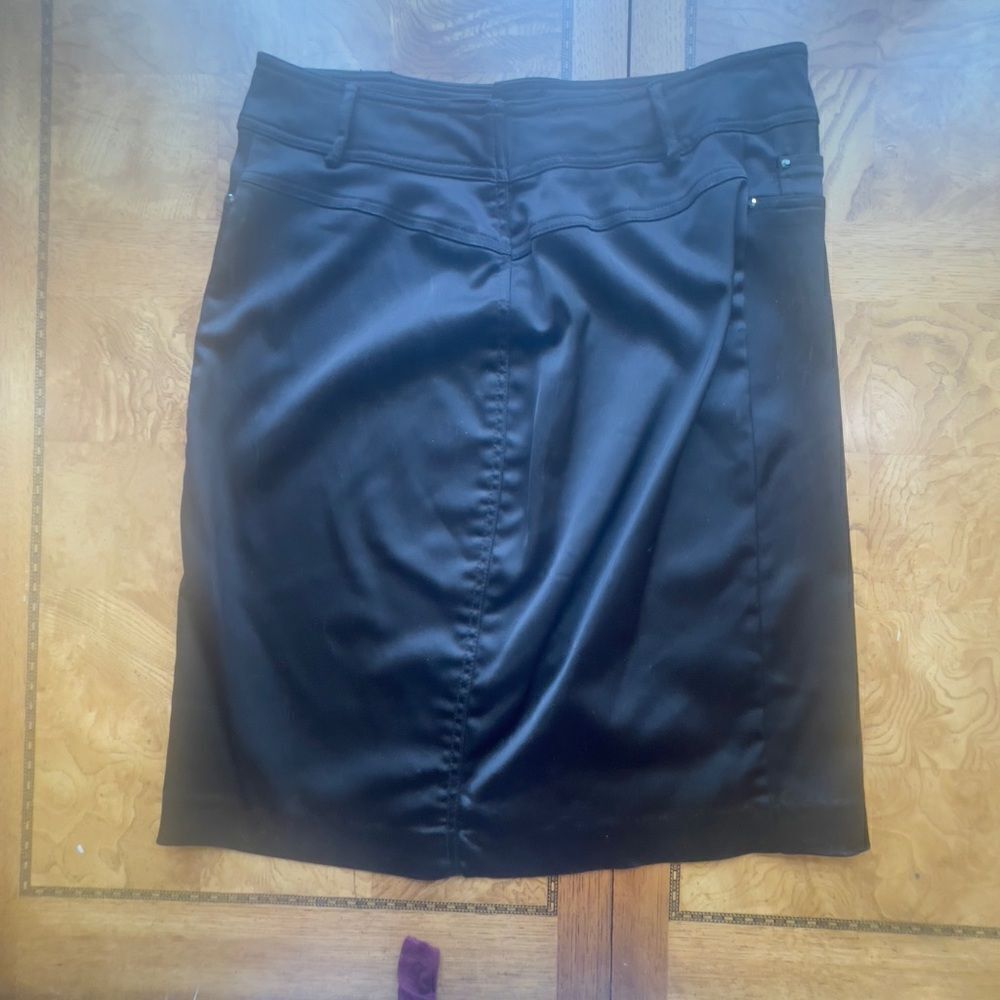 Gorgeous Tuxedo Satin Mini Skirt! - Picture 2 of 10